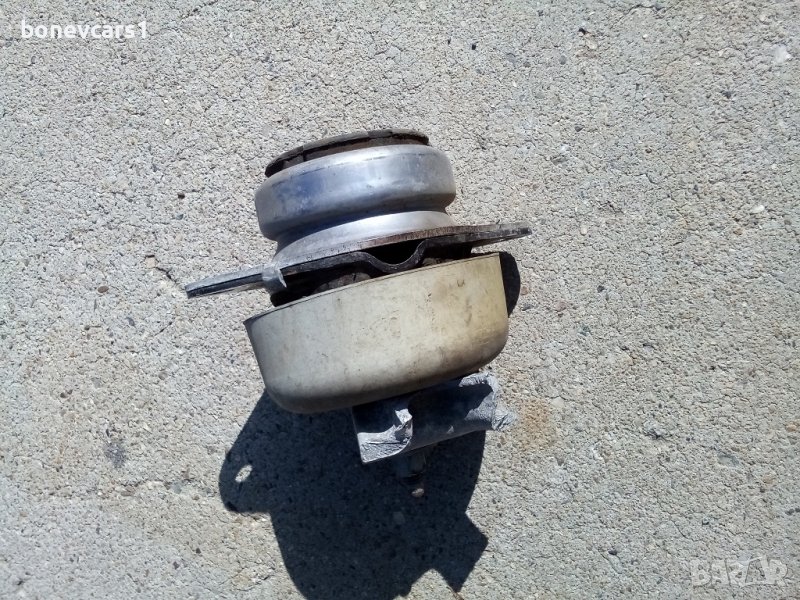 Тампон двигател на Форд Мустанг. Ford Mustang 2018г, снимка 1