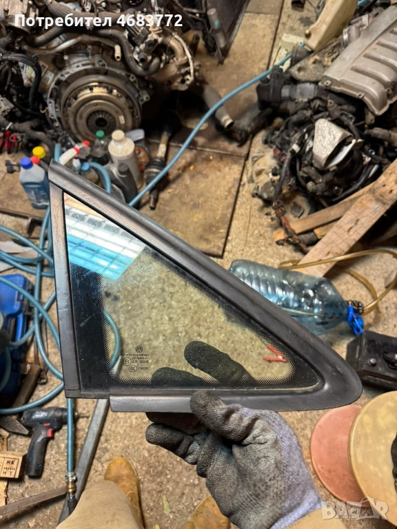 Предно дясно триъгълно странично малко стъкло на Фолксваген Тоуран Vw Touran само за 50лв., снимка 1