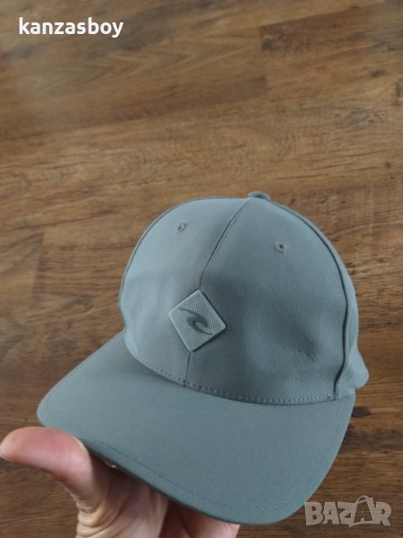 rip curl - страхотна шапка , снимка 1