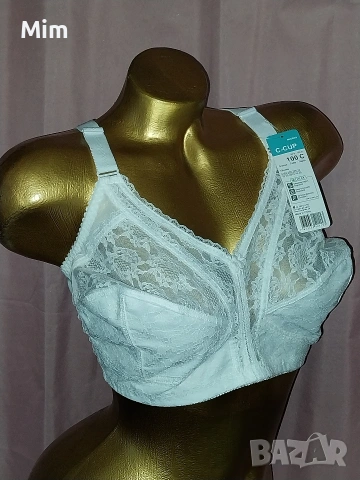 BODYWEAR 100 C Ретро бял дантелен сутиен без банели , снимка 2 - Бельо - 53377187