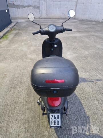 Електрически скутер, снимка 4 - Мотоциклети и мототехника - 52565493