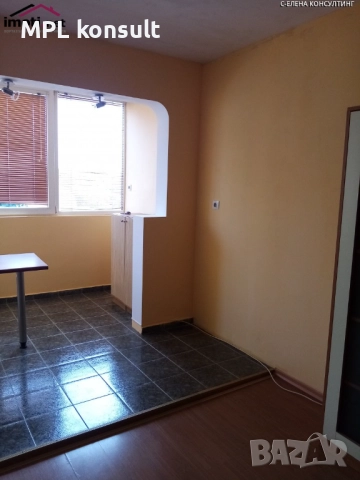 двустаен апартамент продава в Надежда 2