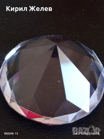 Преспасие от кристално стъкло с форма на диамант много красиво 48997, снимка 2 - Други ценни предмети - 51734372