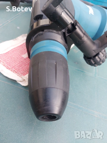 Перфоратор Makita HR4003C /1100W/, снимка 4 - Бормашини - 54085584