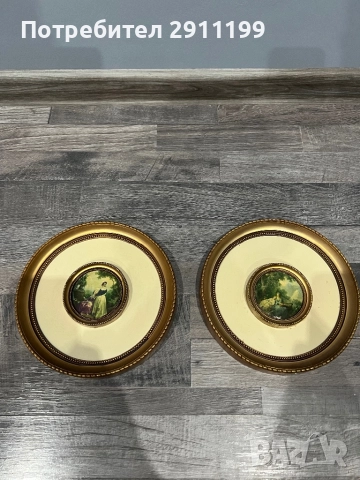 Кръгла антикварна картина, комплект от две