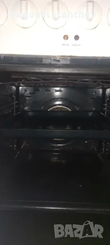 Privileg Готварска печка с 4 котлона фурна с вентилатор, снимка 6 - Печки, фурни - 49736676