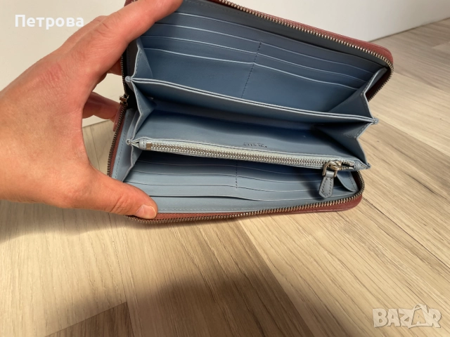 Кожен портфейл Prada Оригинал, снимка 8 - Портфейли, портмонета - 51767203