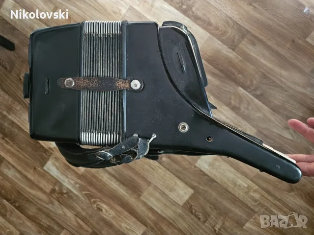 Акордеон Weltmeister Consona , снимка 2 - Акордеони - 56179942