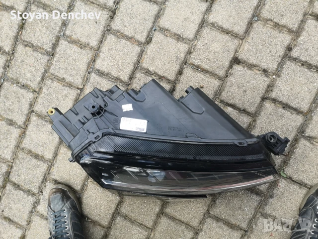 Десен фар за шкода карок 2020 г в безупречно състояние, снимка 5 - Части - 51234650