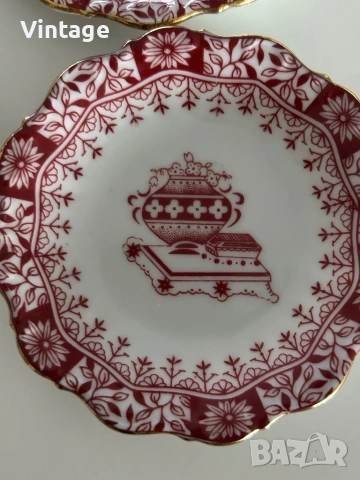 Пет броя Bavaria порцеланови чинии с позлата , снимка 4 - Колекции - 53983654