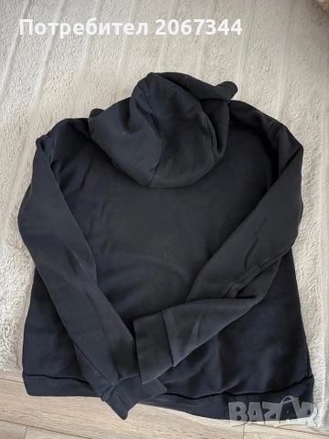 Суичър, снимка 2 - Детски анцузи и суичери - 53986926