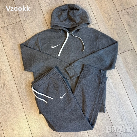 Мъжки комплект Nike Club | M размер