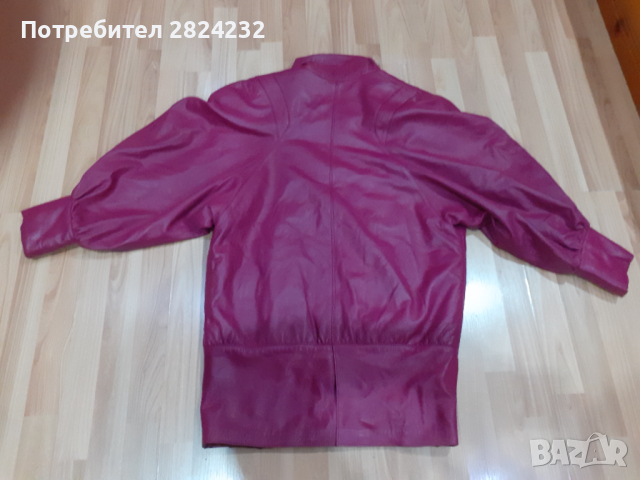 Яке естествена кожа на VALENTINO , снимка 6 - Якета - 44681357