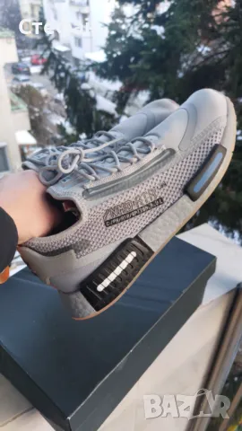 Маратонки Adidas NMD R1 Spectoo NASA Halo Silver, снимка 2 - Маратонки - 48741644