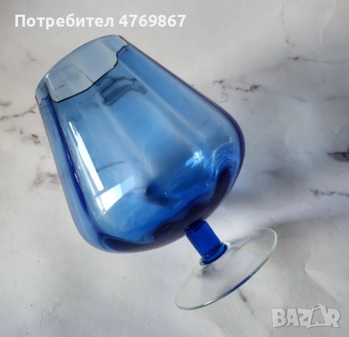 Чаша от кобалтово стъкло, снимка 3 - Чаши - 53887961