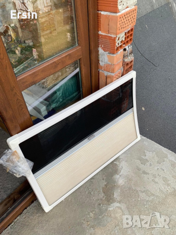 Плисирана щора Remis за Knaus Van Ti BJ 2021г за голям покривен прозорец отпред, снимка 1