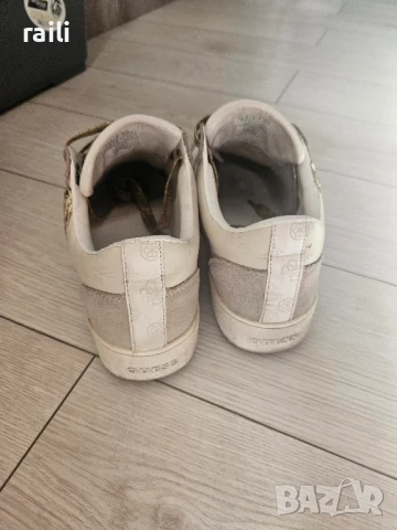 Обувки естествена кожа Guess, снимка 3 - Дамски ежедневни обувки - 51175079