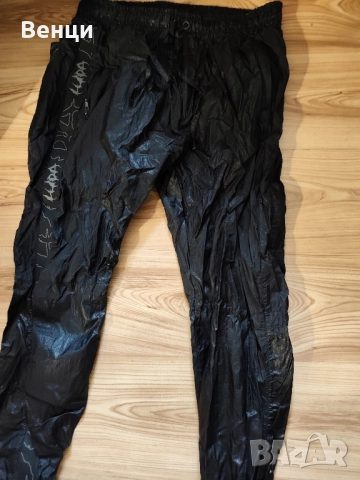 Продавам заменям за друг карго панталон Luda размер М 