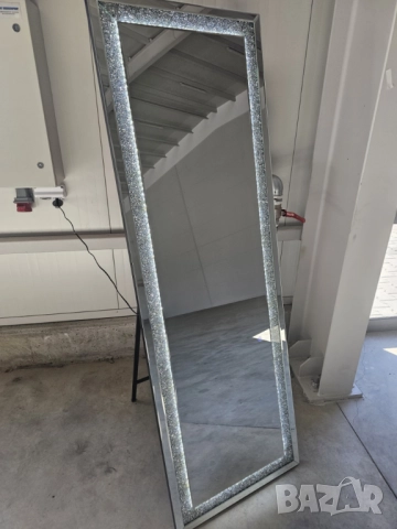 Луксозно огледало с LED осветление, снимка 9 - Други стоки за дома - 51853179