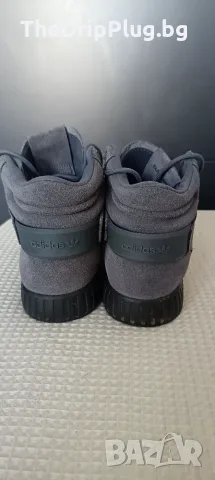 Мъжки маратонки размер 42 Adidas Tubular invader сив велур , снимка 3 - Маратонки - 55827544