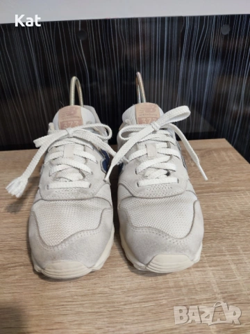 Спортни маратонки New Balance 373, снимка 3 - Маратонки - 51642388