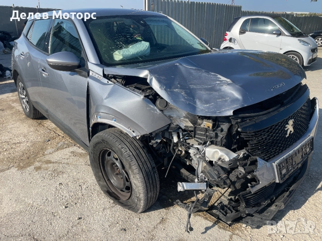 Peugeot 2008 двигател HNK, 1.2 PureTech 101 кс., 6 ск.,  37 000 km., 2021 г., euro 6D, Пежо 2008 1.2, снимка 2 - Автомобили и джипове - 51708839