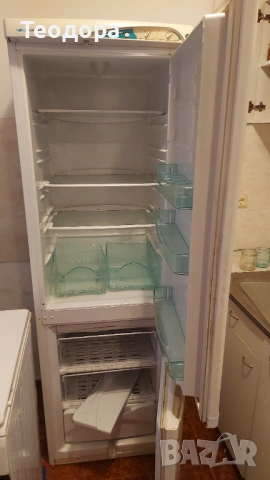 Работещ хладилник Polar, снимка 3 - Хладилници - 54262179