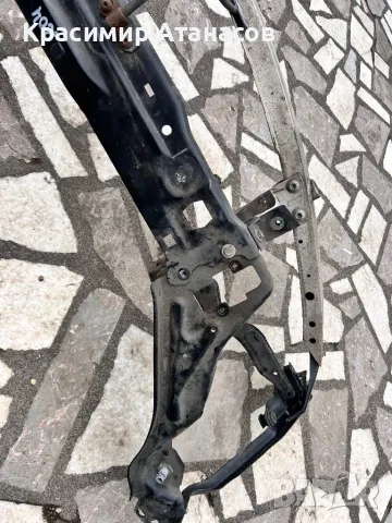 Маска очиларка основа предна броня за Мерцедес Ц-класа W204. 2011-2014г, снимка 6 - Части - 49779121