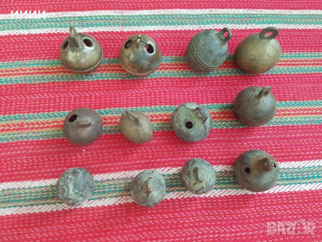 Бронзова хлопка звънец орехче 10бр лот , снимка 2 - Антикварни и старинни предмети - 52851134