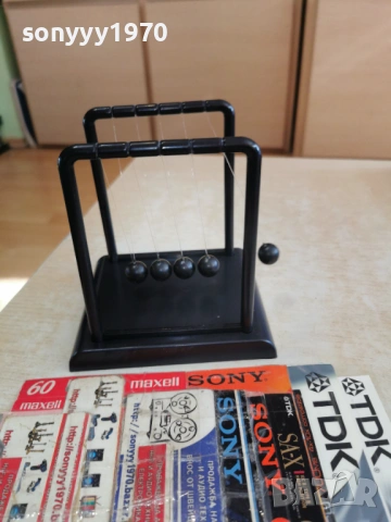 Люлката на Нютон-14Х13Х12СМ ЧЕРНО 1501261754, снимка 15 - Колекции - 53112551