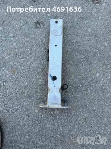 Предна дясна греда буфер за смачкване при удър на Ауди Audi A8 D4 H4 4h0806064е само за 50лв., снимка 6 - Части - 52892935