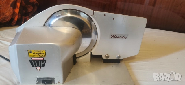 Продавам слайс машина