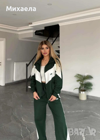 Дамски комплекти Nike - няколко цвята - 39€