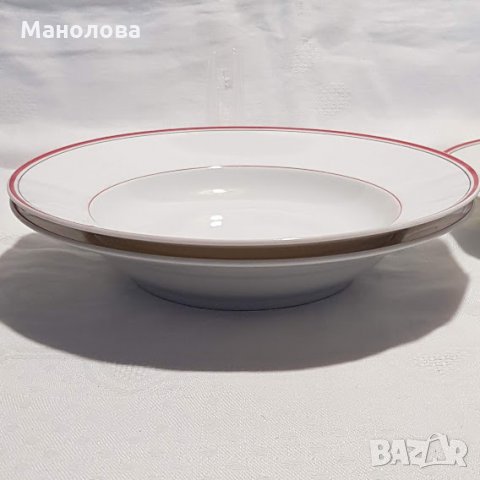 Прекрасен комплект произведен в Чехословакия EPIAG (Първа бохемска порцеланова индустрия)., снимка 13 - Сервизи - 35450069