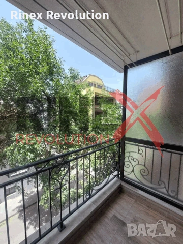 Двустаен апартамент в Център, снимка 3 - Апартаменти - 54302135