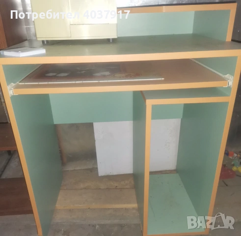 Предлагам обзавеждане за стая-гардероб, бюро и шкаф, снимка 3 - Гардероби - 54122095