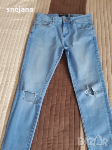 Дамски дънки Bershka, снимка 2 - Дънки - 35390687