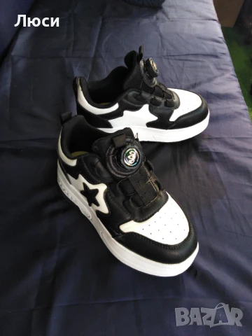 Детски маратонки с колелца-ролери, снимка 3 - Детски маратонки - 50752902