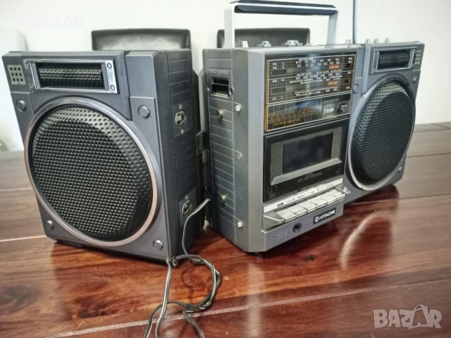 Hitachi радио касетофон , снимка 8 - Радиокасетофони, транзистори - 52504139