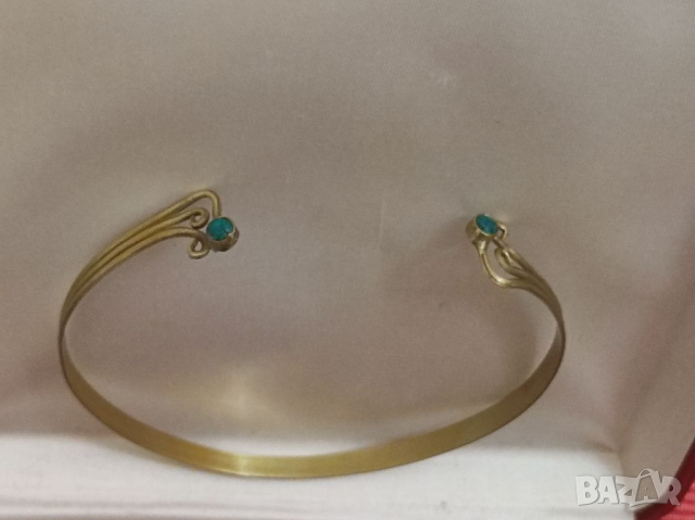 Старо, твърдо колие, тип торква, бронз. , снимка 11 - Антикварни и старинни предмети - 36409152