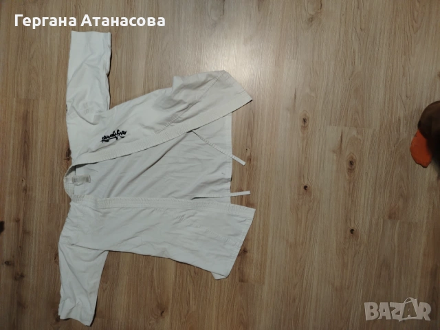 МОЖЕ И ДОГОВАРЯНЕ ПО ЦЕНАТАЕкипировка за карате, снимка 2 - Спортна екипировка - 53931764