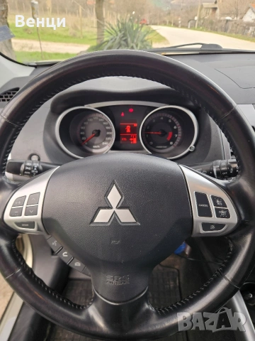 Mitsubishi Outlander 2.4 газ/бензин 150 к.с., снимка 7 - Автомобили и джипове - 54012564
