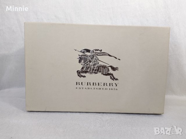 Burberry празна кутия за обувки, снимка 1 - Колекции - 33843345