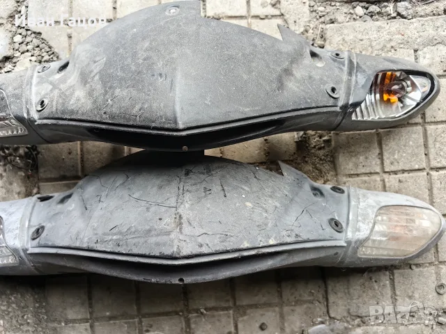 Спойлер с мигачи SR Factory , снимка 3 - Части - 56231695