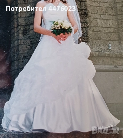 Рокля и аксесоари за сватба