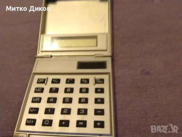 Philip Morris  calculator слънчев без батерия само светлина трябва винтидж марков работещ, снимка 6 - Други - 50258172