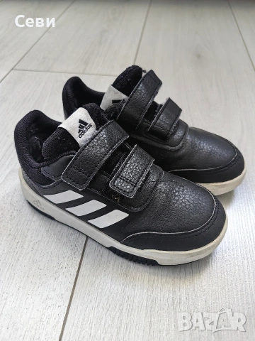 маратонки адидас , снимка 2 - Детски маратонки - 54342315