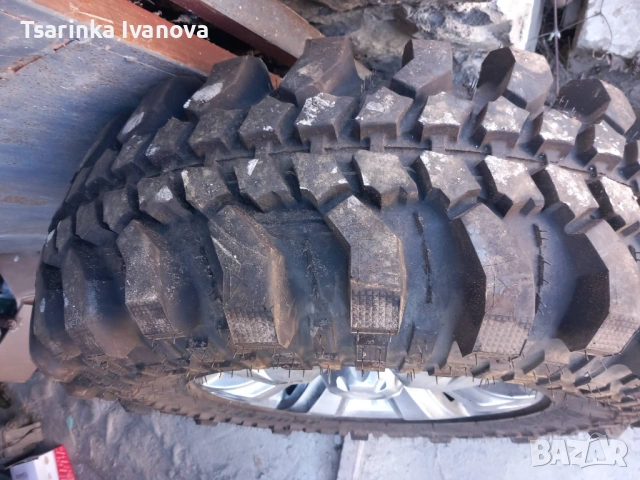 Гуми, снимка 4 - Гуми и джанти - 54259009