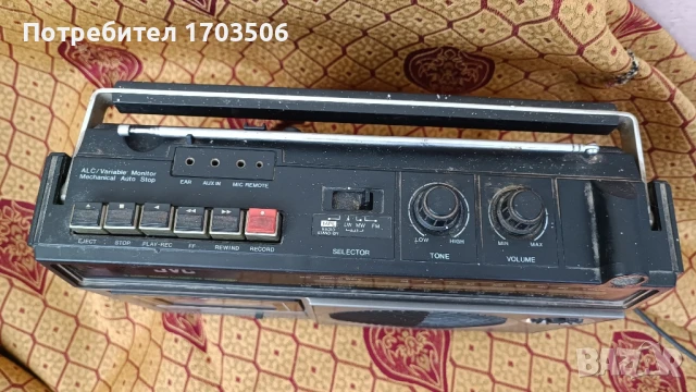 JVC Ретро касетофон , снимка 3 - Радиокасетофони, транзистори - 50603625