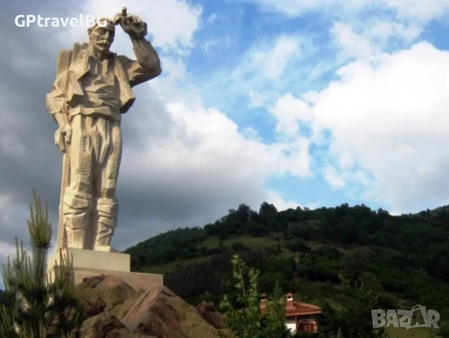 Черепишки Манастир и Комплекс Дядо Йоцо Гледа